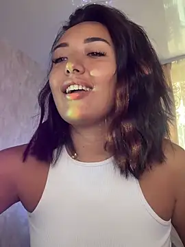 lily  foster online show from 24, 4, 2026