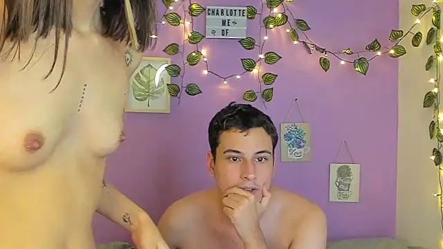 Snapshot of charlottte_queen chatting on 14, 12, 2024 charlottte queen online show from 14, 12, 2024