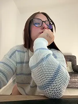 Snapshot of Megan_lu2 chatting on 11, 9, 2025 Megan lu2 online show from 11, 9, 2025