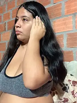 moncerrat luna online show from 18, 12, 2024