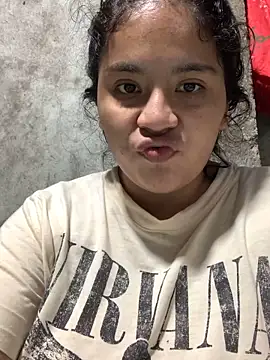 moncerrat luna online show from 26, 1, 2025