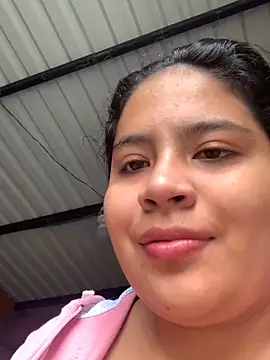 moncerrat luna online show from 11, 3, 2025