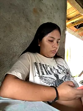 moncerrat luna online show from 25, 9, 2025