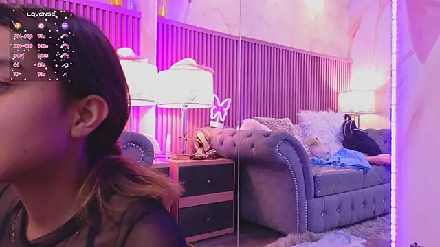 Emiily Scott1 online show from 8, 1, 2025