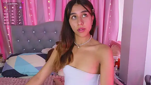 Emiily Scott1 online show from 18, 3, 2025