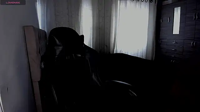 aliice walker  online show from 22, 4, 2026