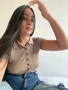 Sophie  Foxxx online show from 5, 1, 2026