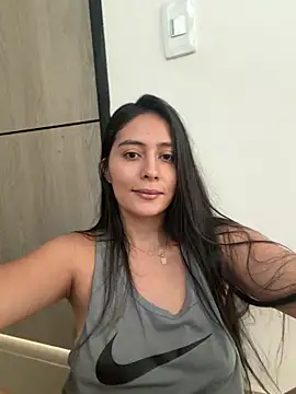 Sophie  Foxxx online show from 19, 4, 2026