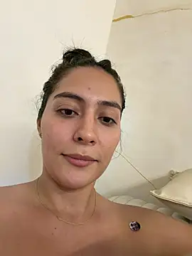 Sophie  Foxxx online show from 21, 4, 2026