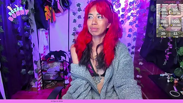 Snapshot of Roxanbunny1 chatting on 9, 3, 2025 Roxanbunny1 online show from 9, 3, 2025