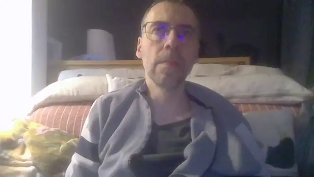 ptitcanard60600 online show from 13, 12, 2025