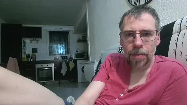 ptitcanard60600 online show from 21, 4, 2026