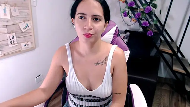 samantha baby  online show from 20, 3, 2026