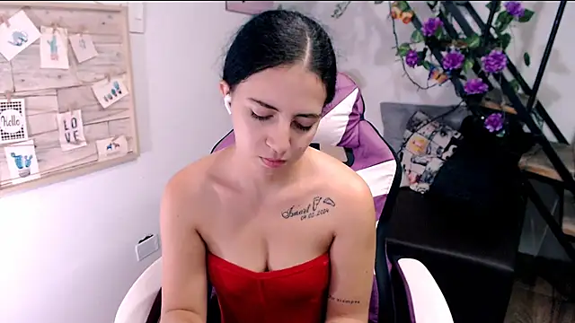 samantha baby  online show from 27, 4, 2026