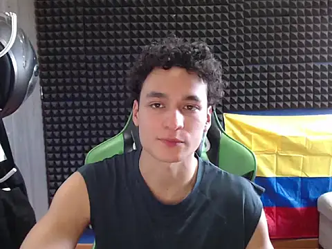 Snapshot of Curly_Angel24 chatting on 27, 6, 2026 Curly Angel24 online show from 27, 6, 2026