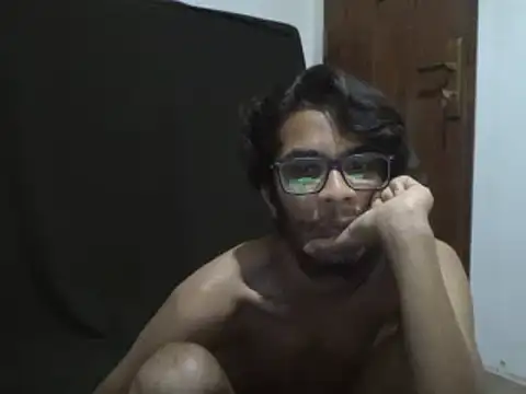 Snapshot of kushan_Madu chatting on 28, 12, 2024 kushan Madu online show from 28, 12, 2024