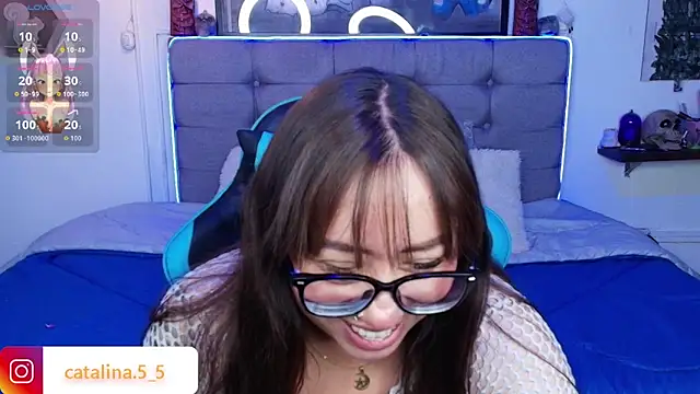 Snapshot of Kata_Bigboobs chatting on 4, 6, 2026 Kata Bigboobs online show from 4, 6, 2026
