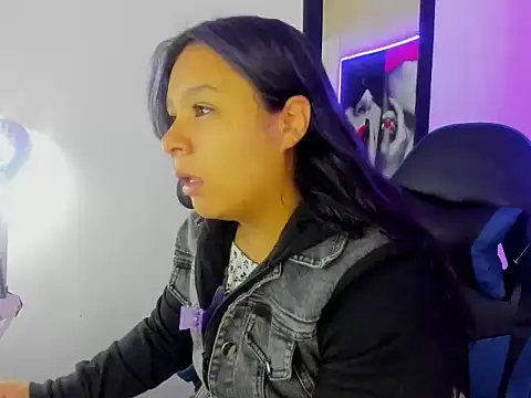 Charis 21 online show from 5, 2, 2026