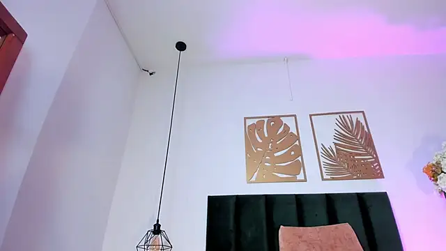 NoraDasilva online show from 12, 2, 2025