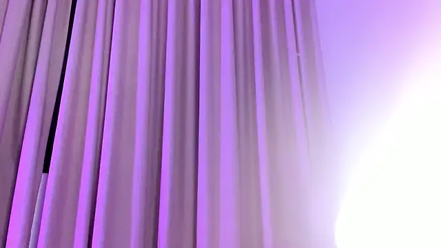 NoraDasilva online show from 15, 2, 2025