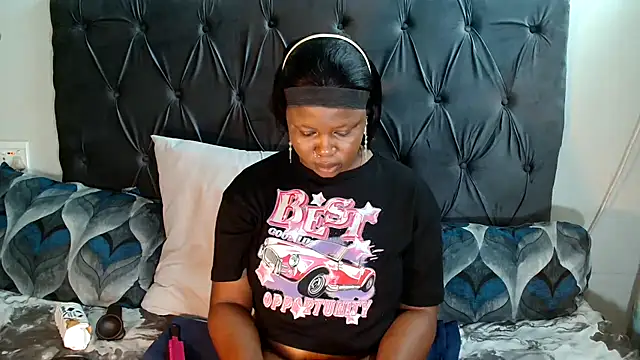 KylaBloom online show from 1, 12, 2024