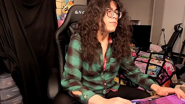 ShinyCherub online show from 24, 11, 2025