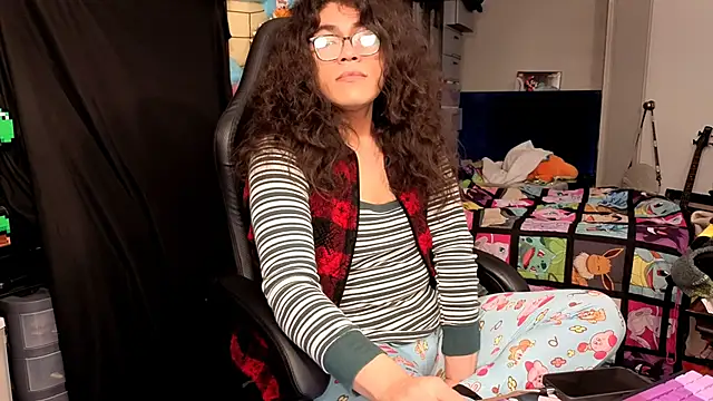 ShinyCherub online show from 30, 11, 2025