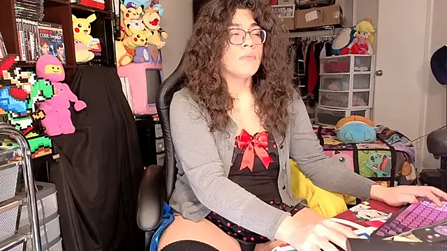 Snapshot of ShinyCherub chatting on 10, 6, 2026 ShinyCherub online show from 10, 6, 2026