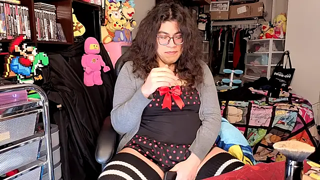Snapshot of ShinyCherub chatting on 21, 6, 2026 ShinyCherub online show from 21, 6, 2026