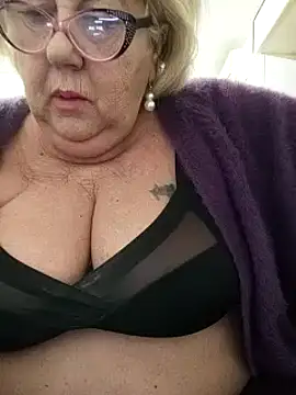 Snapshot of Merilulla chatting on 17, 3, 2025 Merilulla online show from 17, 3, 2025