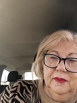 Snapshot of Merilulla chatting on 13, 11, 2025 Merilulla online show from 13, 11, 2025