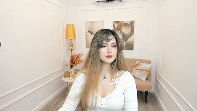 AnneTLi online show from 25, 4, 2026