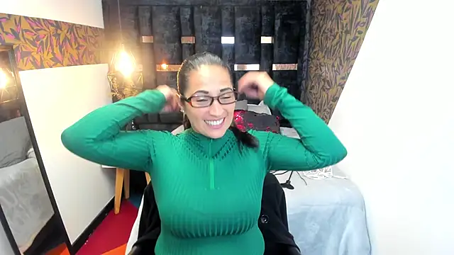KatteMilf online show from 17, 4, 2026