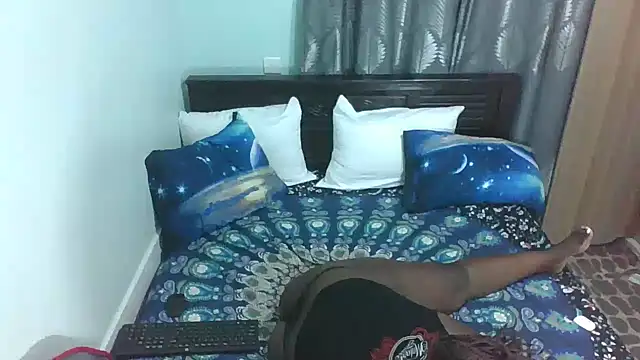 Darkberry online show from 2, 11, 2025