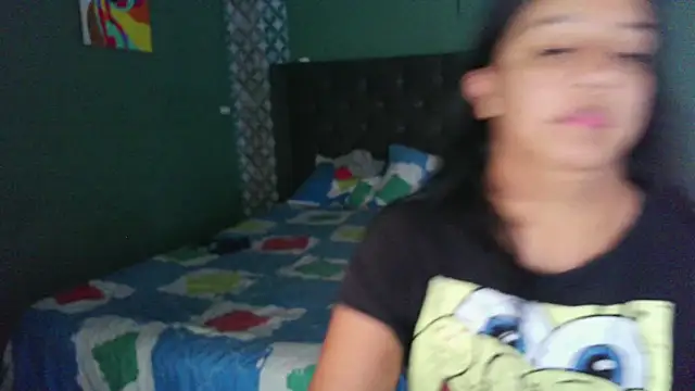 Snapshot of almaswan1 chatting on 21, 10, 2025 almaswan1 online show from 21, 10, 2025