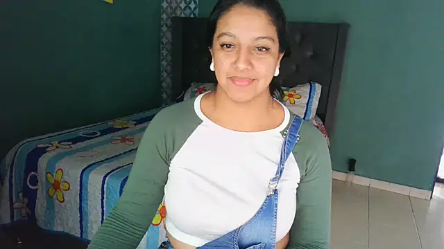 Snapshot of almaswan1 chatting on 21, 11, 2025 almaswan1 online show from 21, 11, 2025