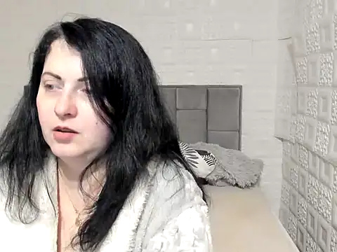 Snapshot of Lillian2 chatting on 16, 2, 2025 Lillian2 online show from 16, 2, 2025