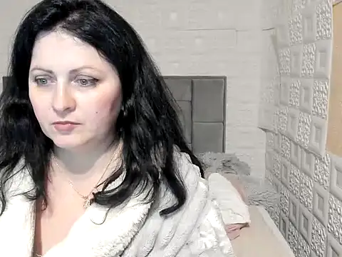 Snapshot of Lillian2 chatting on 26, 2, 2025 Lillian2 online show from 26, 2, 2025