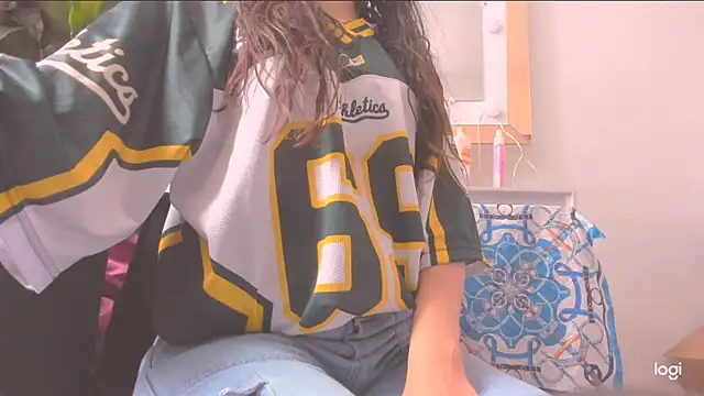 MYFAVOURITESTRAGER online show from 10, 4, 2026