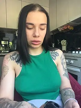 Queen of pain online show from 5, 6, 2026