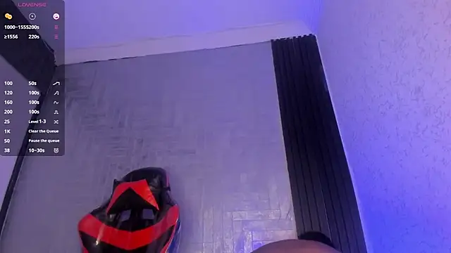 Snapshot of DominicSccott chatting on 22, 10, 2025 DominicSccott online show from 22, 10, 2025