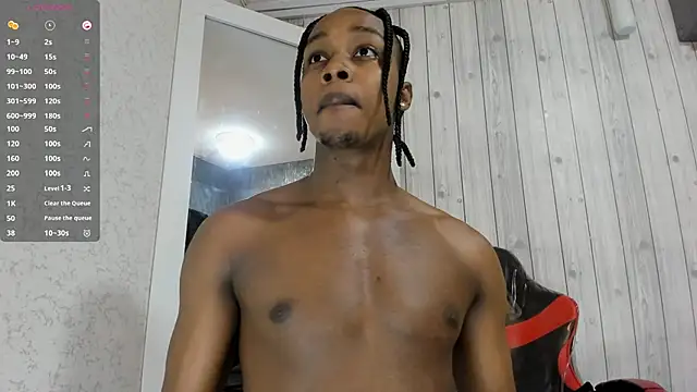 Snapshot of DominicSccott chatting on 14, 11, 2025 DominicSccott online show from 14, 11, 2025