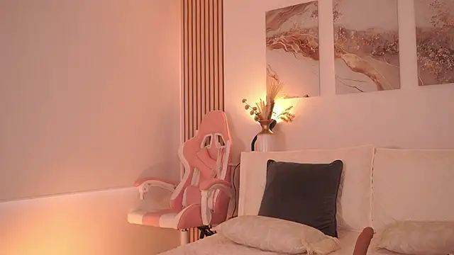 LillyThompson online show from 9, 3, 2026