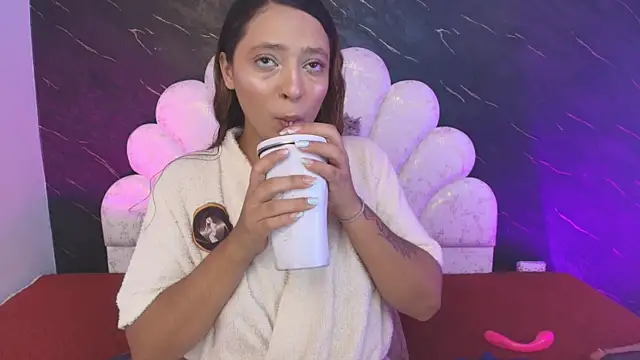  MiaBrown  online show from 21, 4, 2026