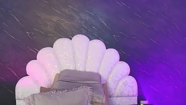  MiaBrown  online show from 27, 4, 2026