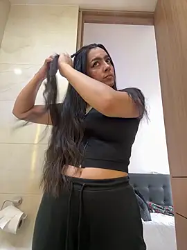 Nicollemays online show from 24, 3, 2026