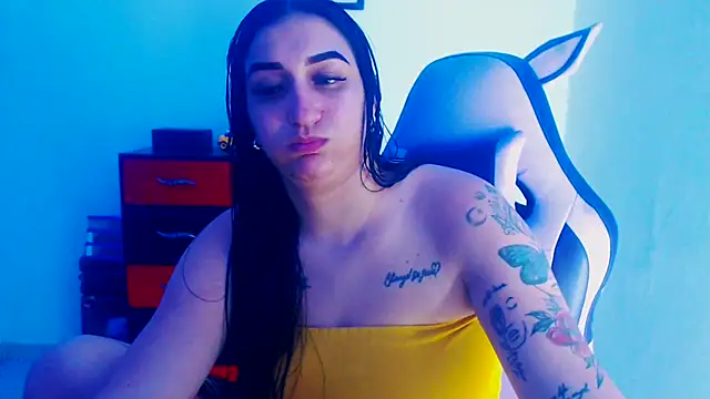 Snapshot of liz_dirty chatting on 14, 11, 2025 liz dirty online show from 14, 11, 2025