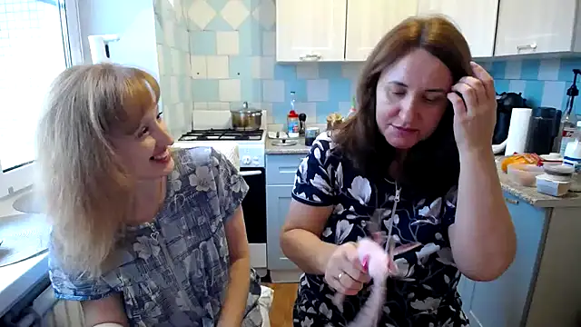 Snapshot of DonnaMagdalena chatting on 5, 12, 2024 DonnaMagdalena online show from 5, 12, 2024