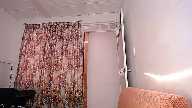 yselahot online show from 15, 10, 2025