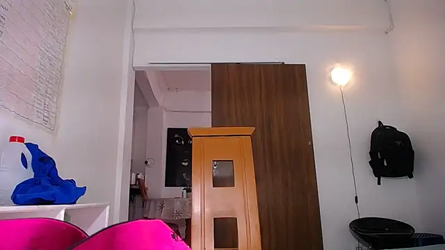 yselahot online show from 19, 4, 2026